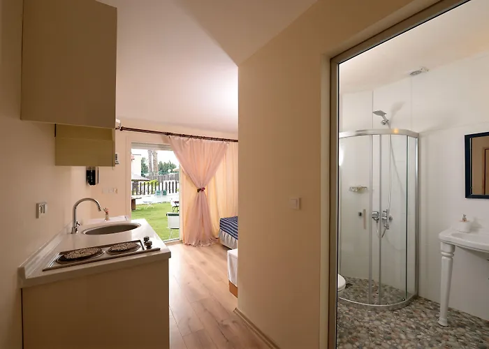 Отель Destina Кешме